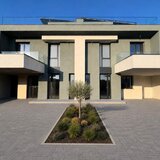 Otopeni, la cheie, vila lux langa statie de metrou